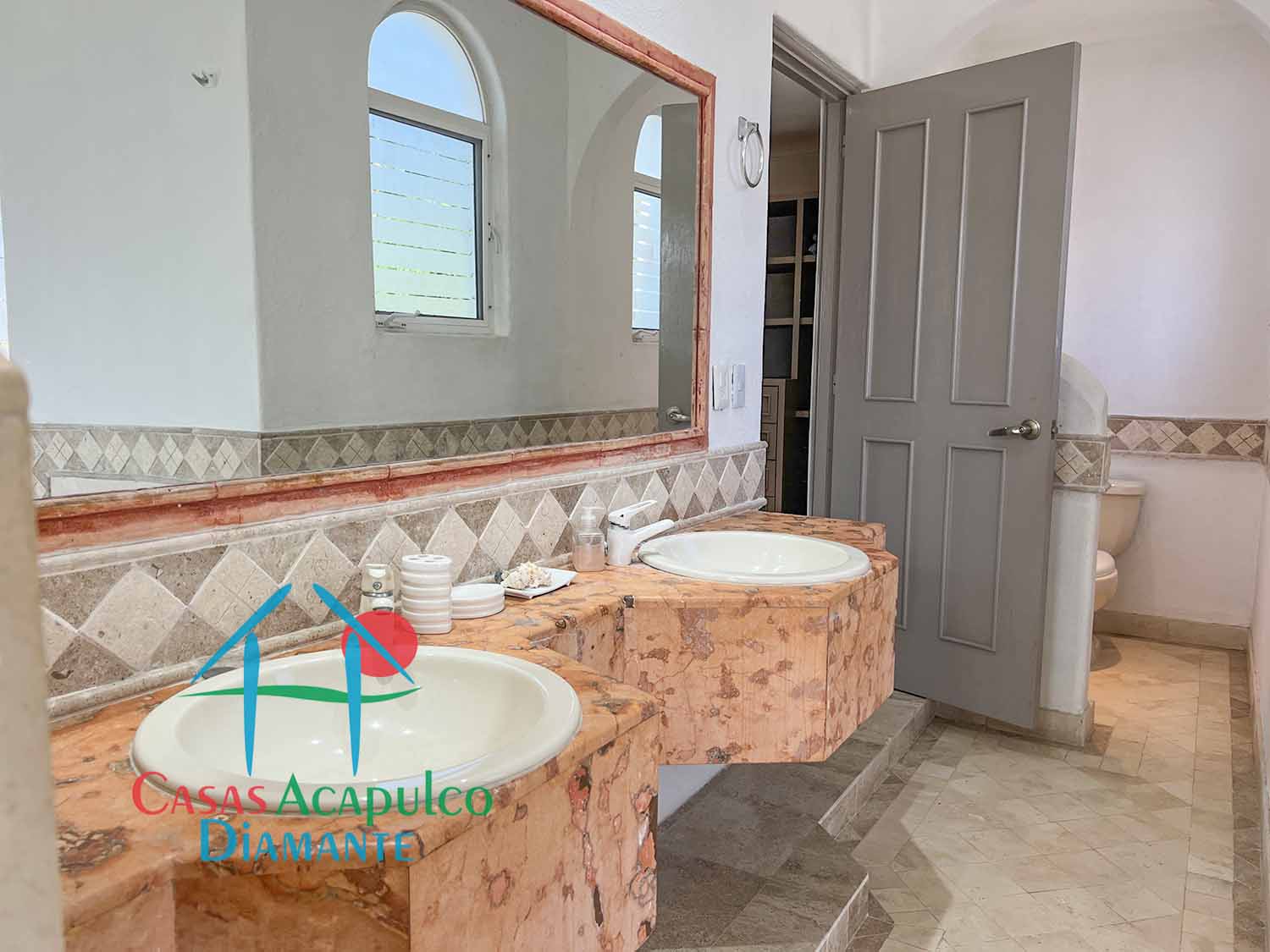 Son Vida Barbados 4 - Recámara principal 11